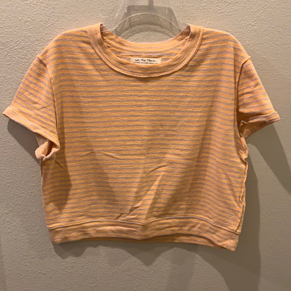 We The Free cropped T shirt like new size XL